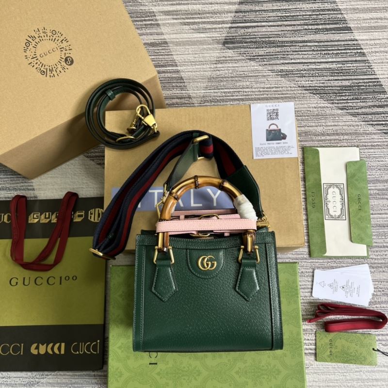 Gvc*1 tote bags